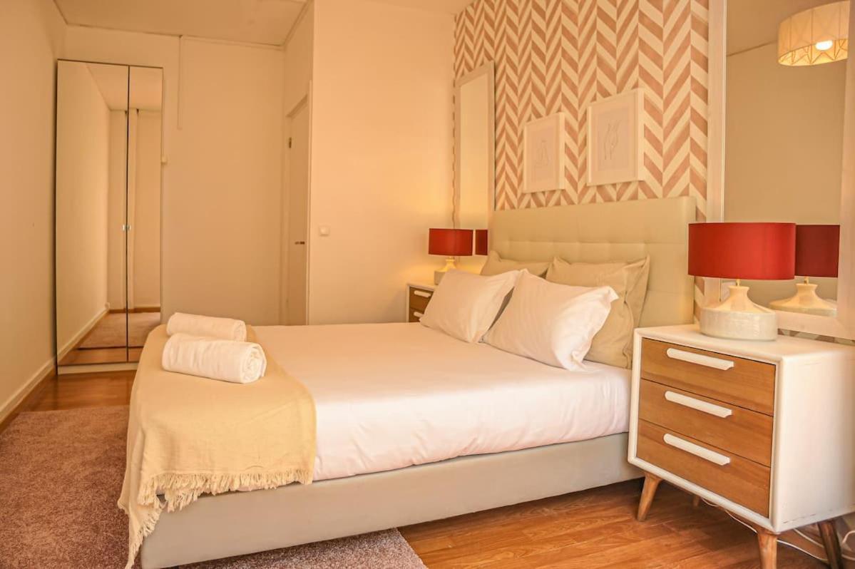 Guesthouse Marques De Pombal - 8 Bedroom Apartment Lissabon Exterior foto