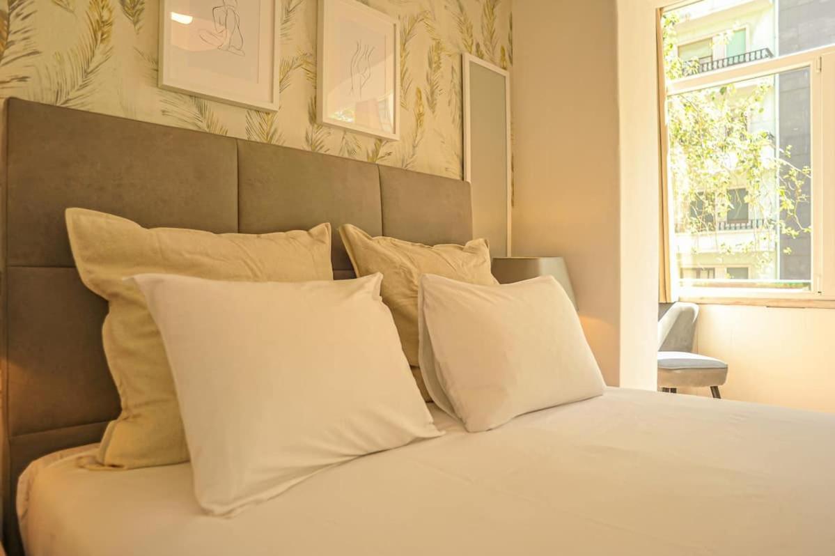 Guesthouse Marques De Pombal - 8 Bedroom Apartment Lissabon Exterior foto